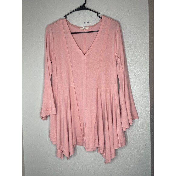 easel Tops - Easel Pink Flowy Tunic Top Women’s Small Boho Swing V-Neck